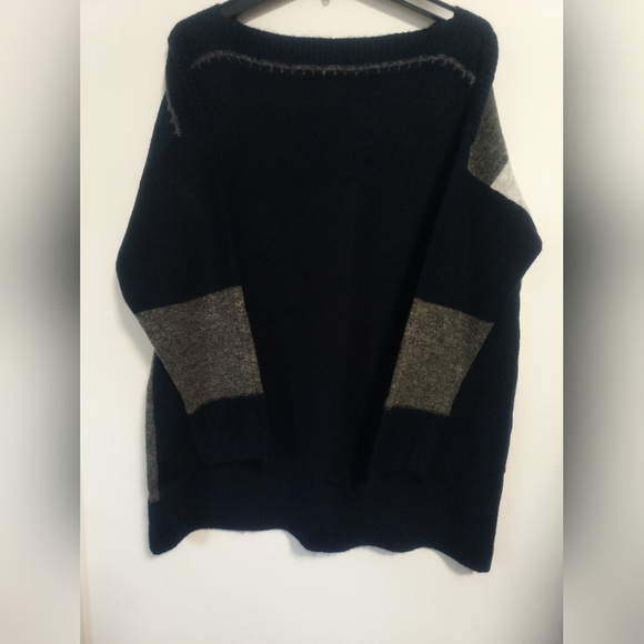 NEW Evans Navy Sweater / Size  2X - Picture 4 of 8